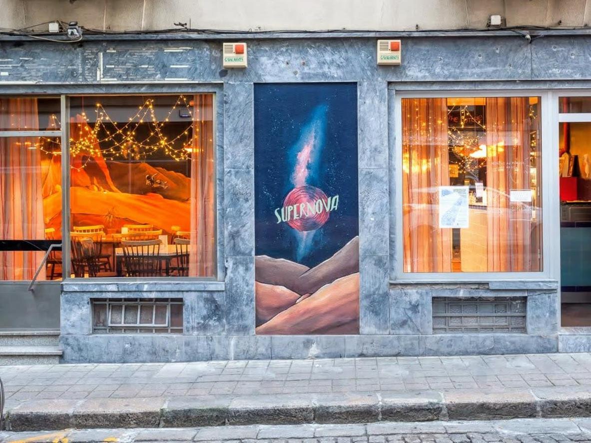 Supernova - Hostel&café Oporto